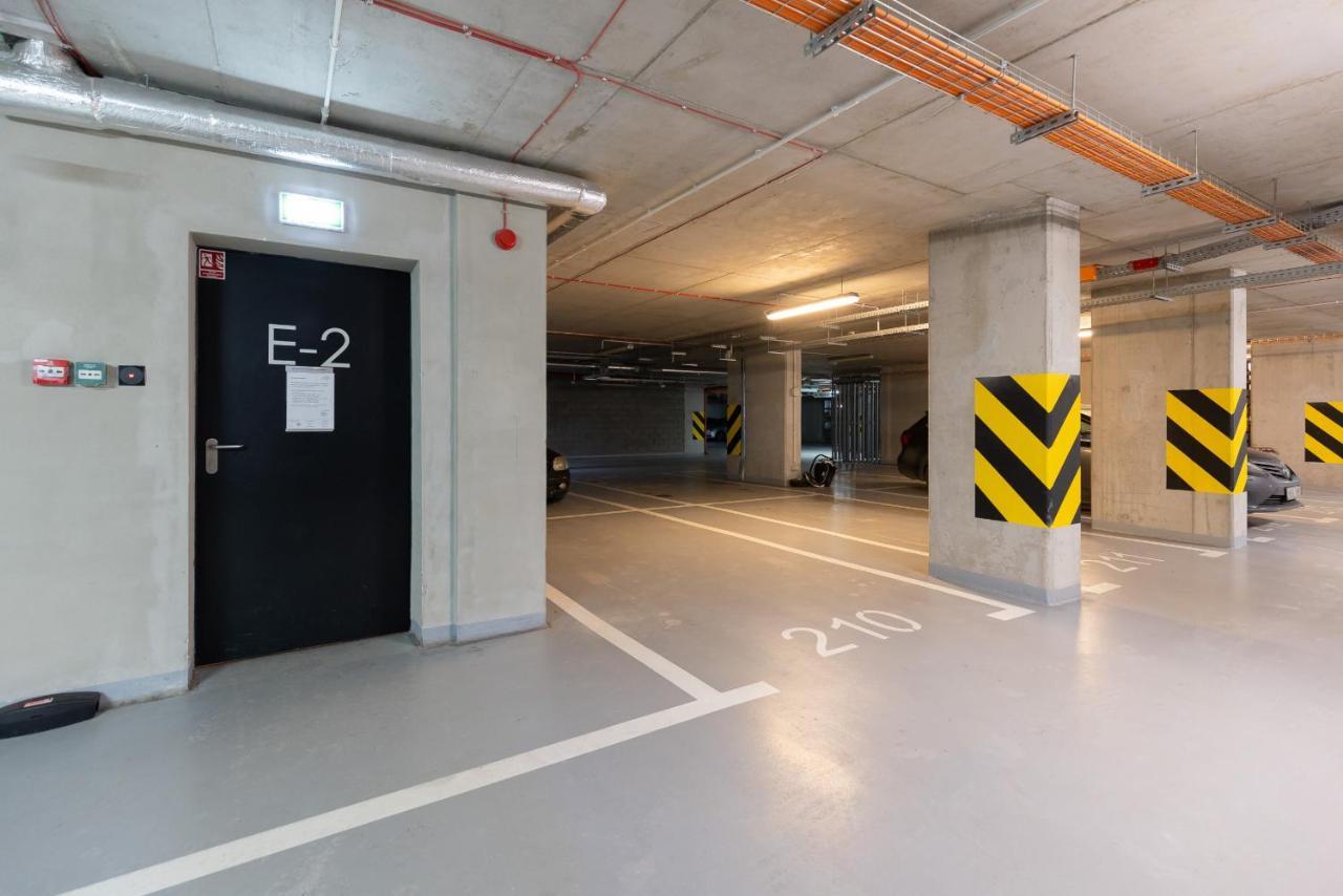 Loft Apartment With Parking In Warsaw By Noclegi Renters 外观 照片